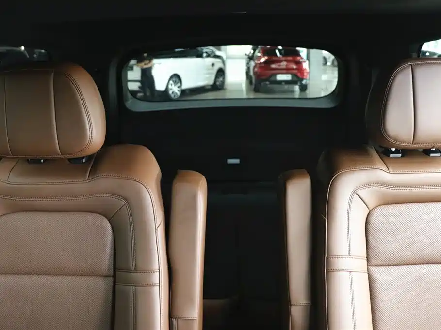 Lincoln Aviator 2023 3.0T V6 AWD Reserve Edition 6-Seater