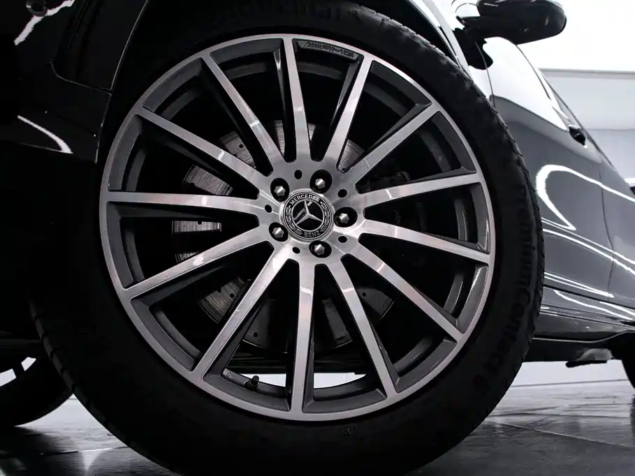 Mercedes-Benz GLS 450 4MATIC Luxury 2023