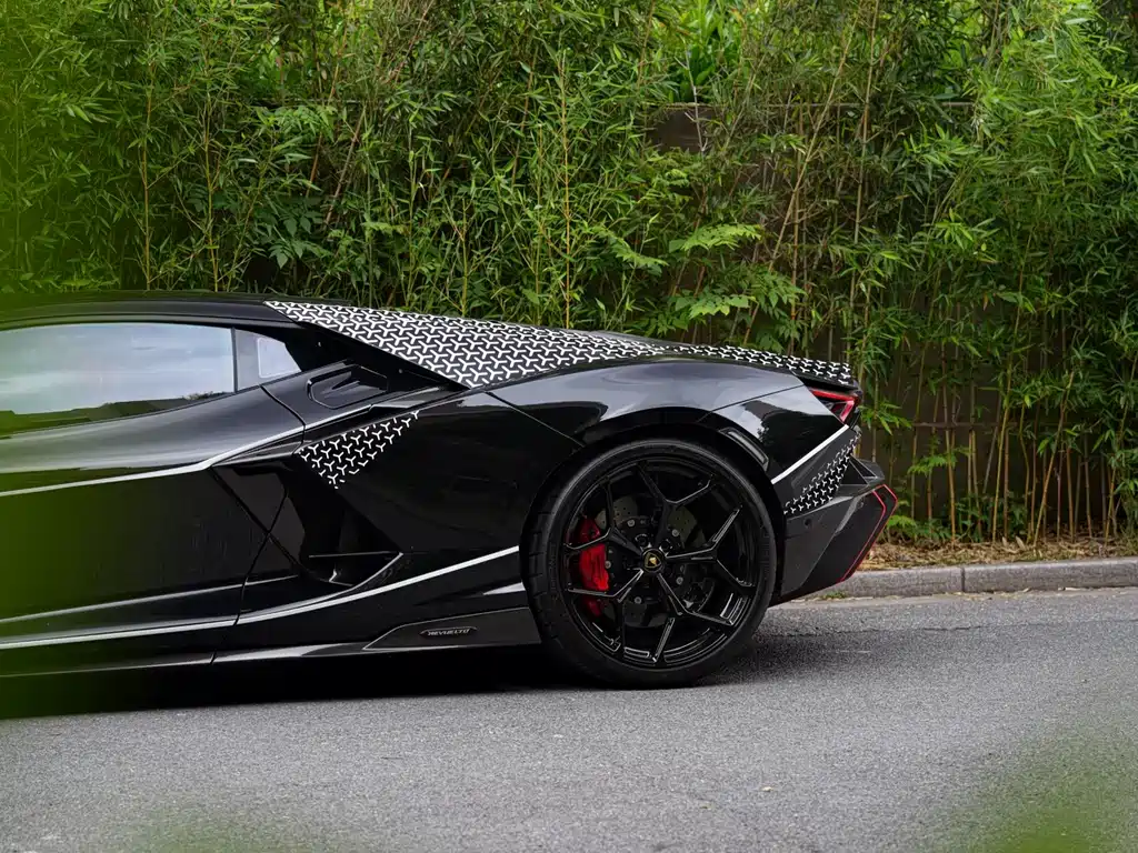 Lamborghini Revuelto 2023 6.5L PHEV Standard