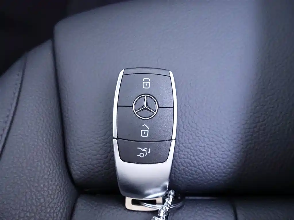 Mercedes-Benz GLB 2024 Facelift GLB 220 Fashion Edition