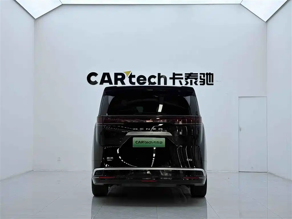 Denza D9 2022 DM-i 970 AWD Flagship