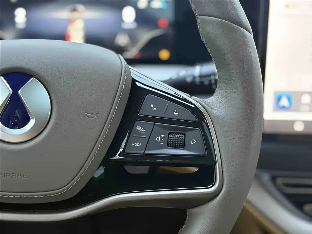 Denza D9 2022 DM-i 970 AWD Flagship