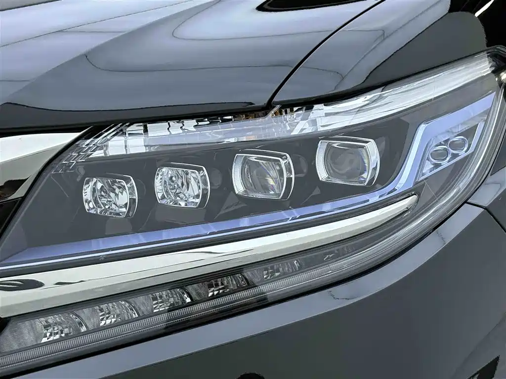 Honda Elysion 2019 2.0L Hybrid Supreme