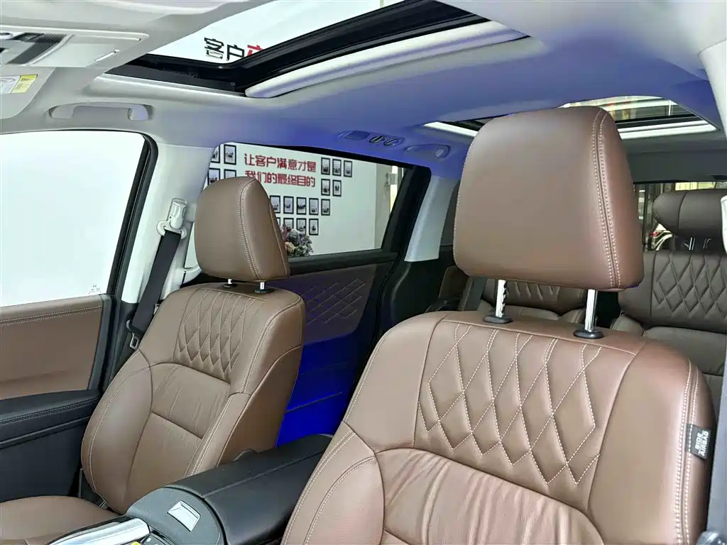 Honda Elysion 2019 2.0L Hybrid Supreme