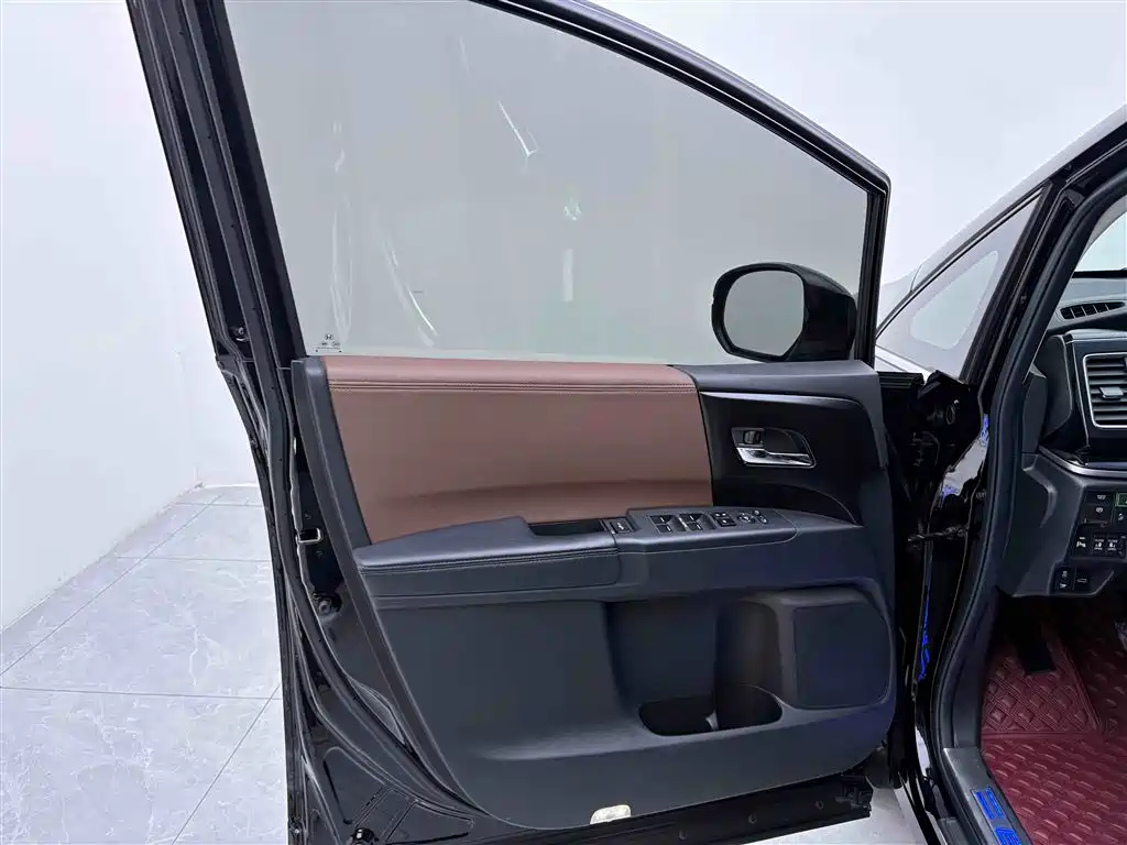 Honda Elysion 2019 2.0L Hybrid Supreme