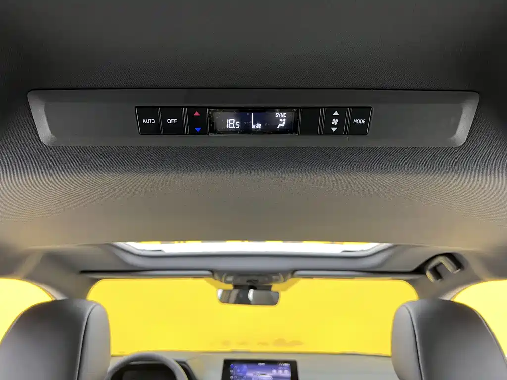 Sienna 2024 2.5L HEV Luxury Edition