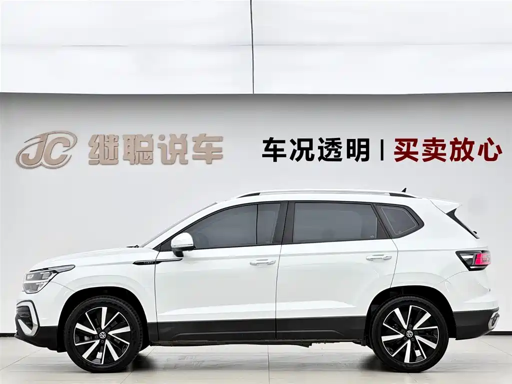 Volkswagen Tharu 2023 300TSI 2WD Moonlight Edition