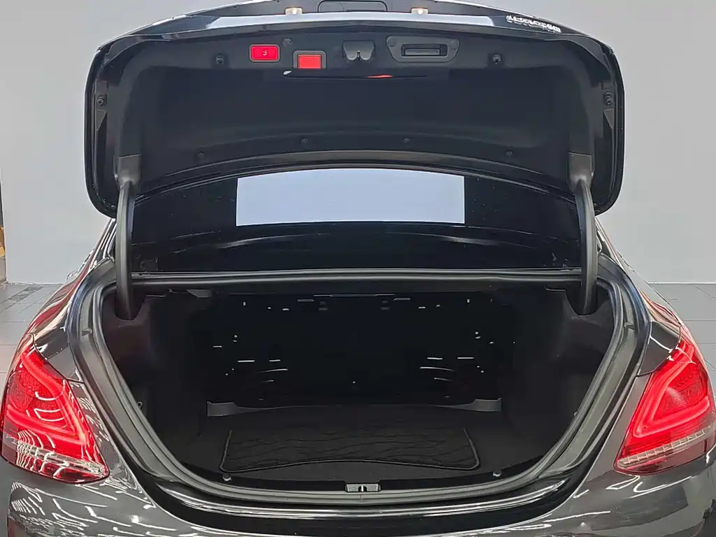 Mercedes-Benz C 260 L Sport 2021