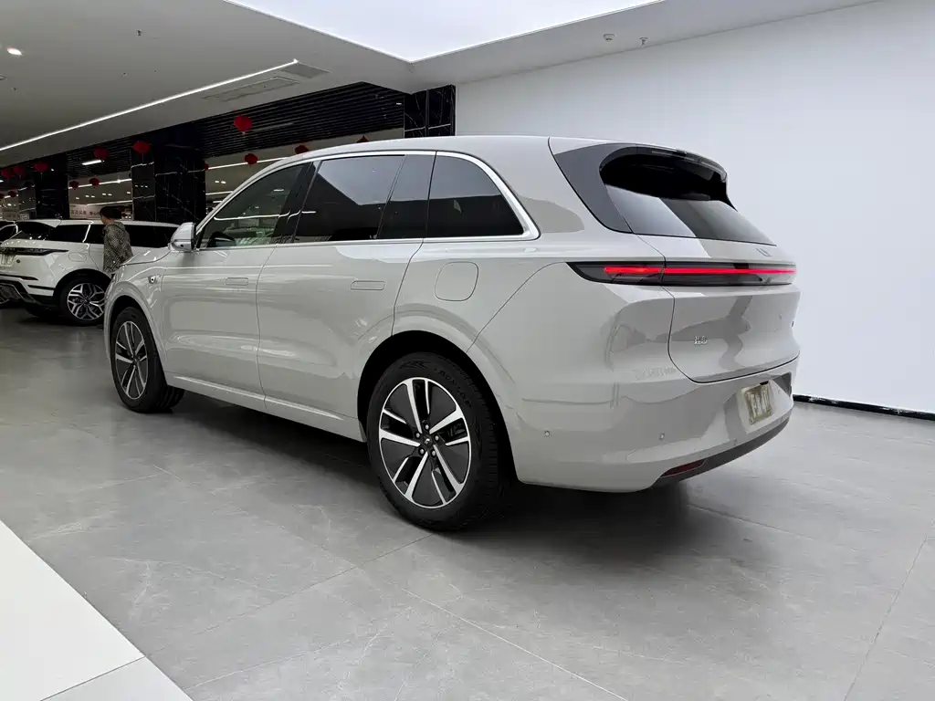 Li Auto L6 2024 Pro