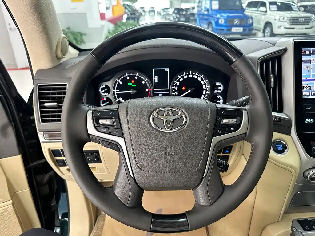 Land Cruiser 2016 4.6L Automatic VX-R