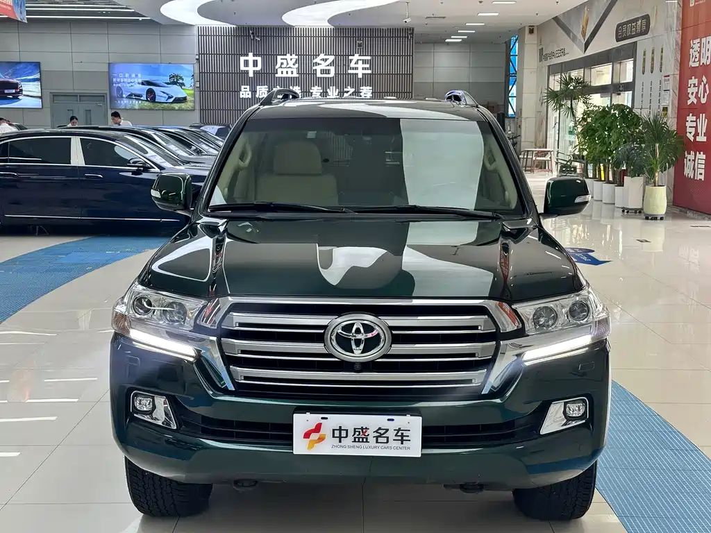 Land Cruiser 2016 4.6L Automatic VX-R