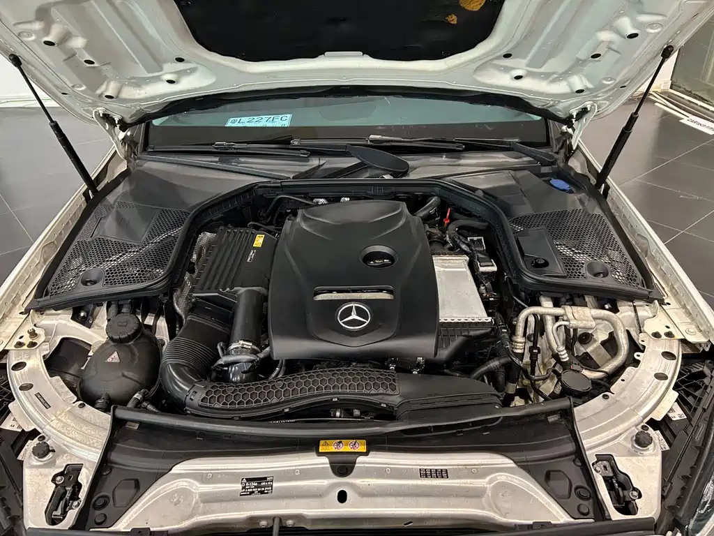 Mercedes-Benz C-Class 2017 Facelift C 180 L Fashion Sports Edition