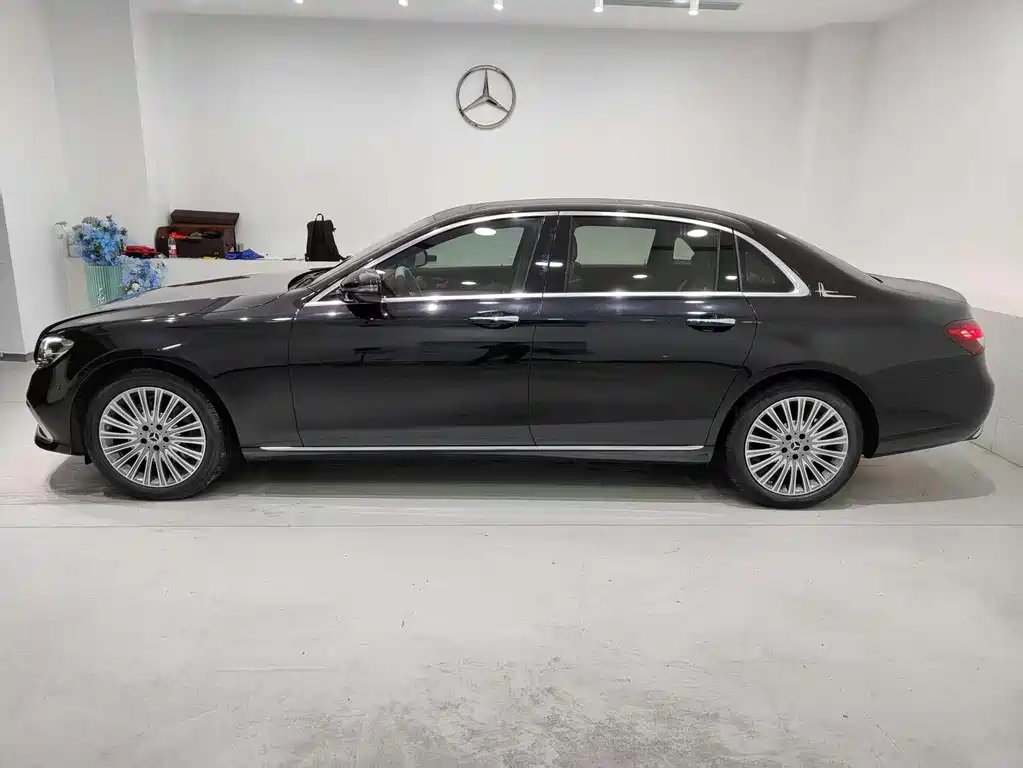 Mercedes-Benz E-Class 2022 Facelift E 300 L Fashion Edition