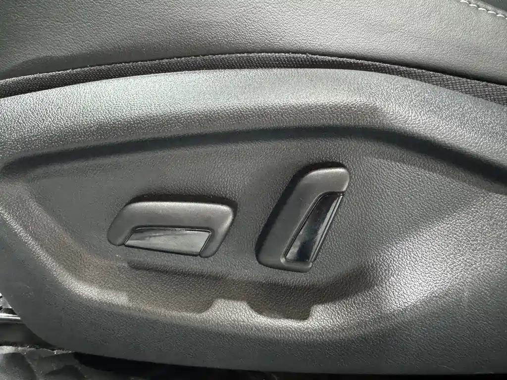 Jetta VS7 2022 Black Edge Edition 1.4T Automatic Glory Pro