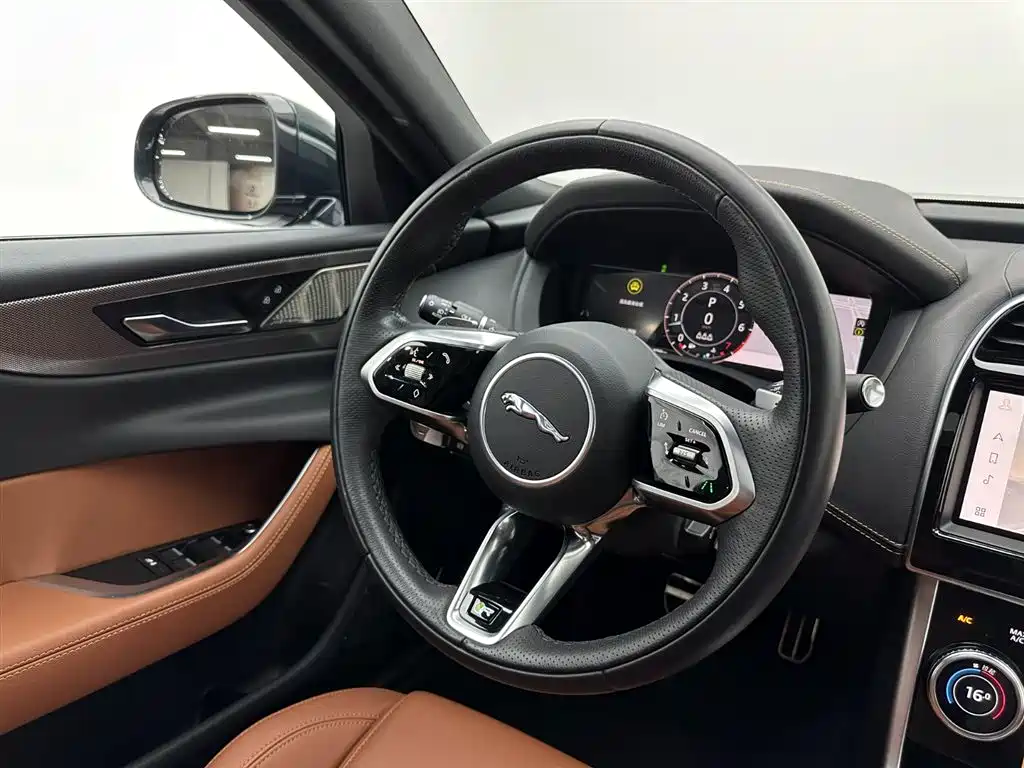 Jaguar XEL 2024 2.0T 250PS R-DYNAMIC S