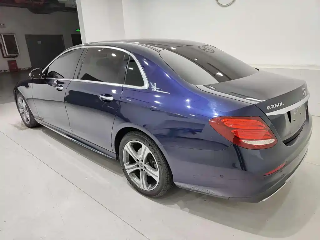 Mercedes-Benz E-Class 2019 E 260 L Sport