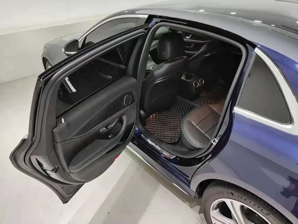 Mercedes-Benz E-Class 2019 E 260 L Sport