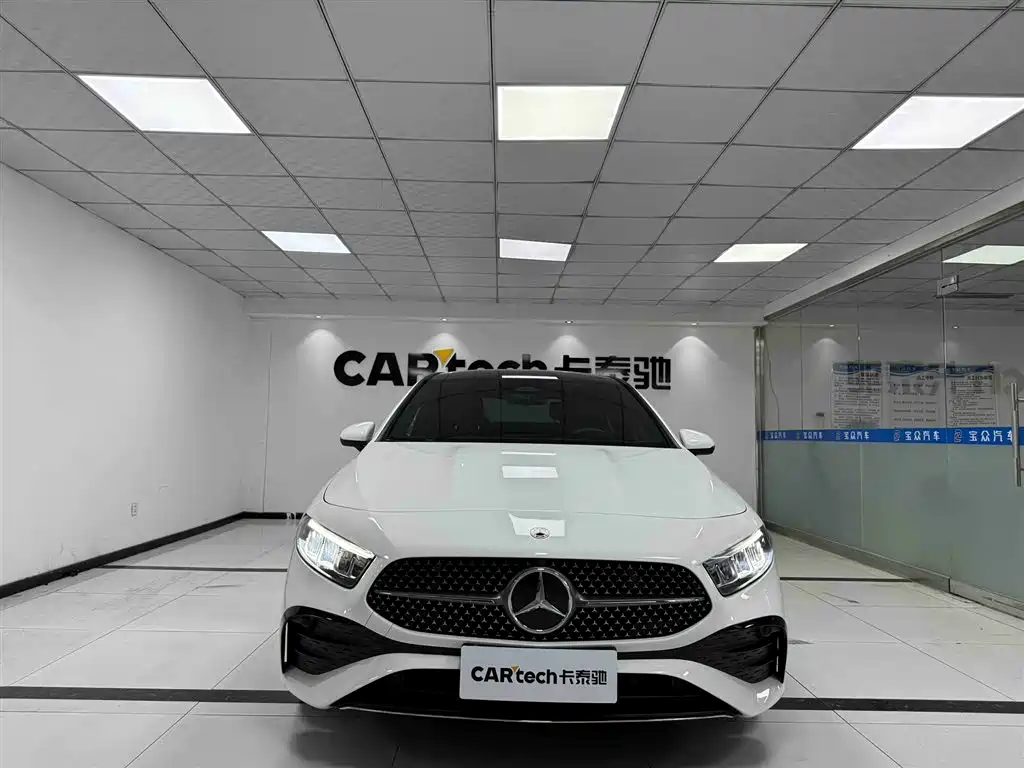Mercedes-Benz A-Class 2024 A 200 L Fashion Edition
