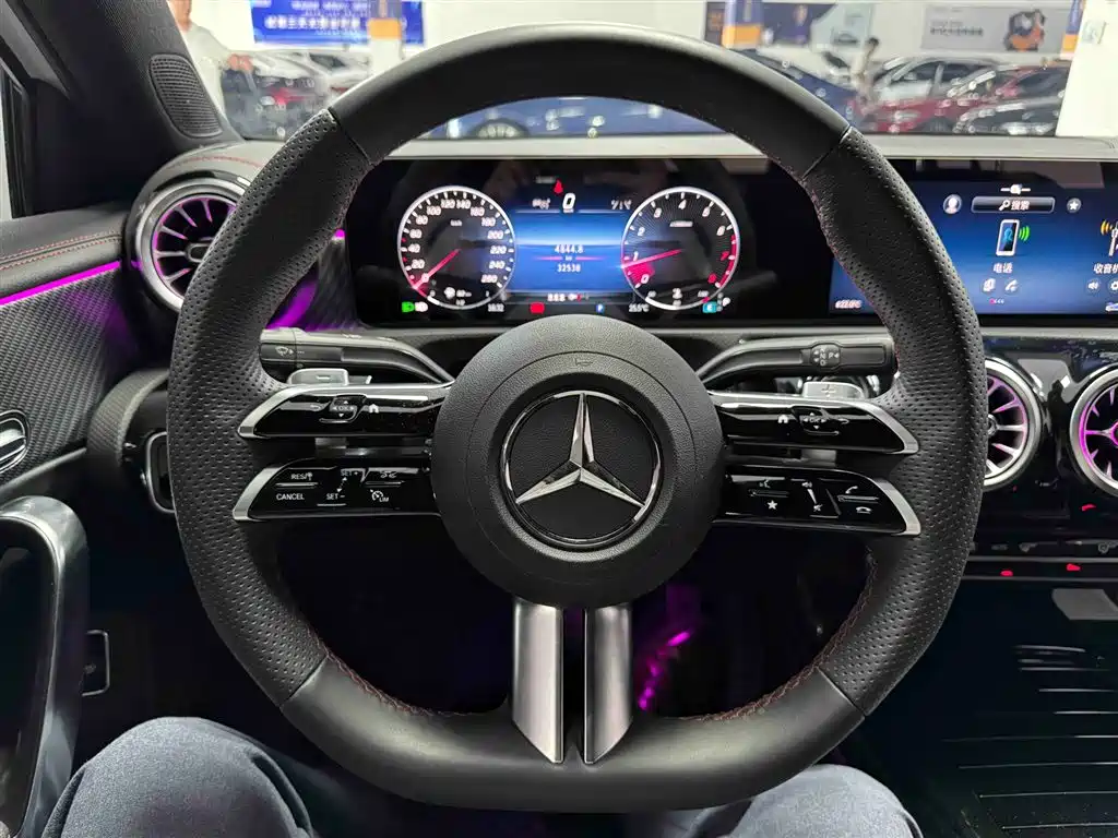 Mercedes-Benz A-Class 2024 A 200 L Fashion Edition