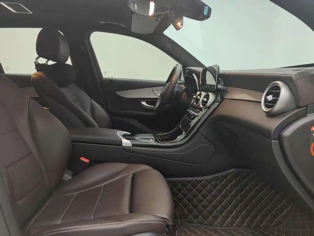 Mercedes-Benz GLC 260 L 4MATIC Sport (2020 Facelift)