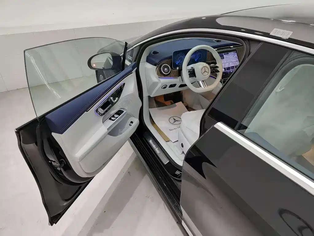Mercedes-Benz EQE 500 4MATIC Pioneer Edition 2025