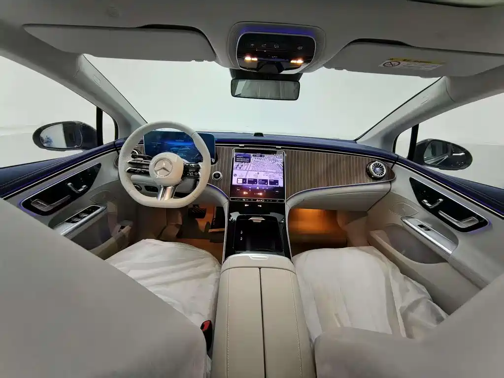 Mercedes-Benz EQE 500 4MATIC Pioneer Edition 2025