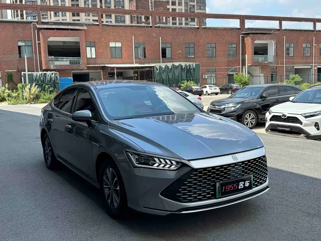 Qin PLUS 2023 Champion Edition DM-i 55KM Leading Model