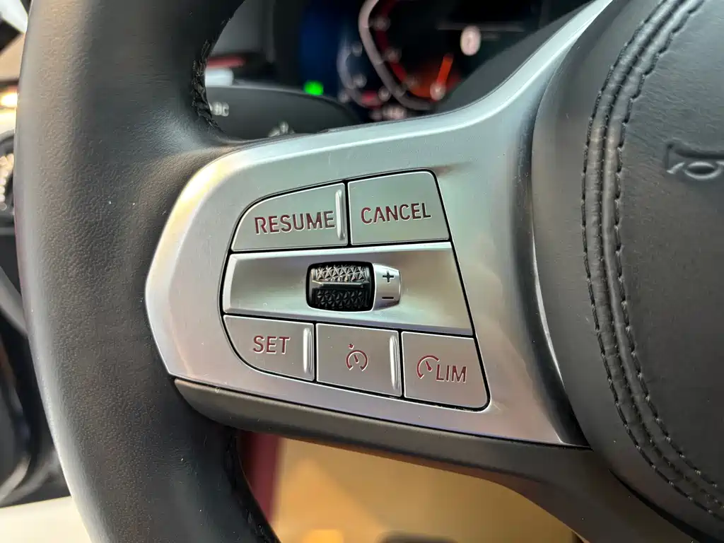 BMW 5 Series 2022 525Li M Sport