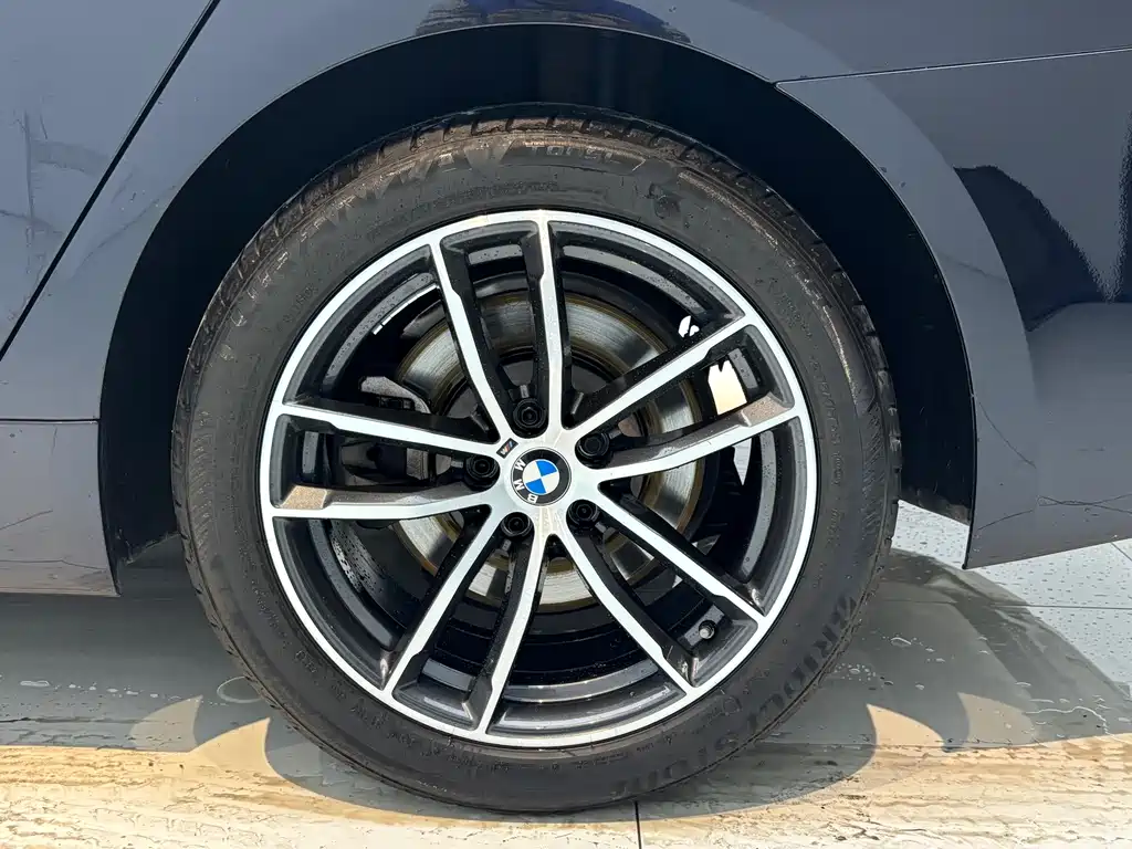 BMW 5 Series 2022 525Li M Sport