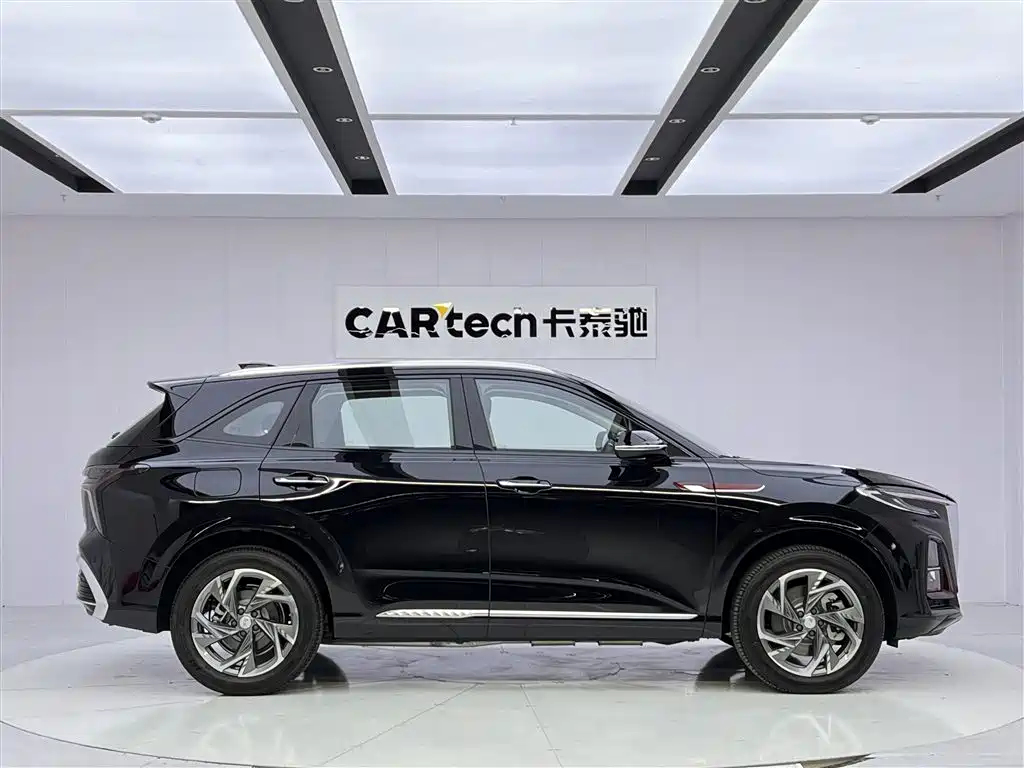 Hongqi HS3 PHEV 2024 115km Power Edition