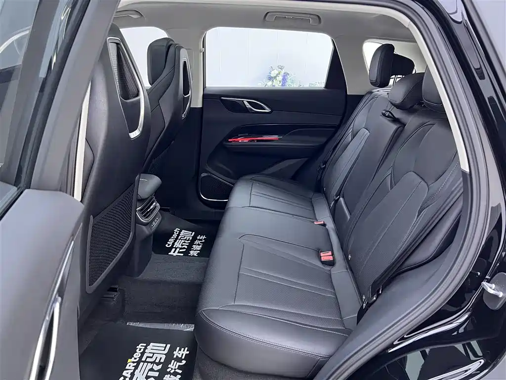 Hongqi HS3 PHEV 2024 115km Power Edition