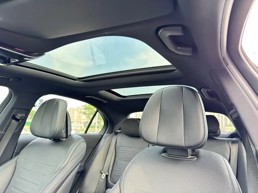 Mercedes-Benz C-Class 2022 C 260 L皓夜 Sport Edition