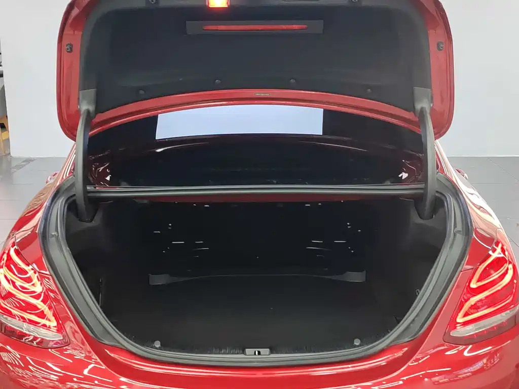 Mercedes-Benz C-Class 2018 C 200 Achievement Special Edition