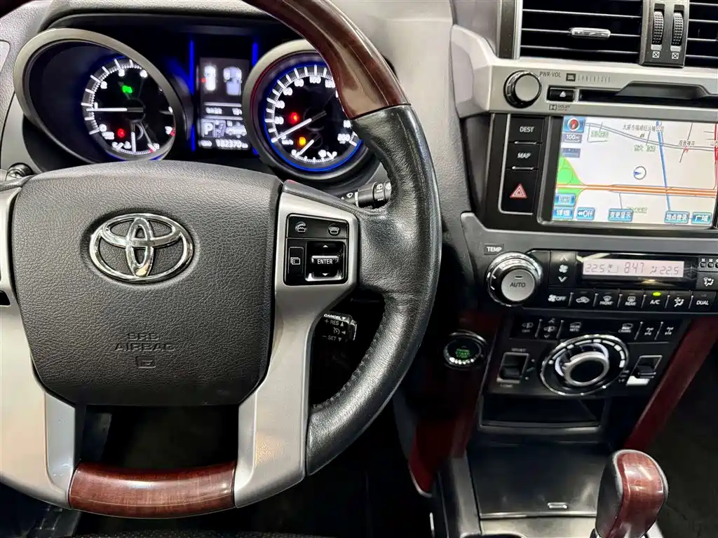 Toyota Land Cruiser Prado 2014 4.0L VX NAVI
