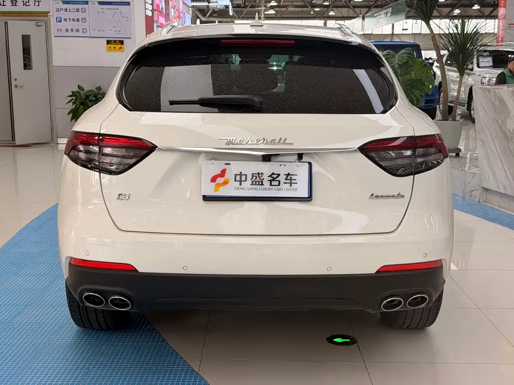 Maserati Levante 2021 3.0T Standard Edition
