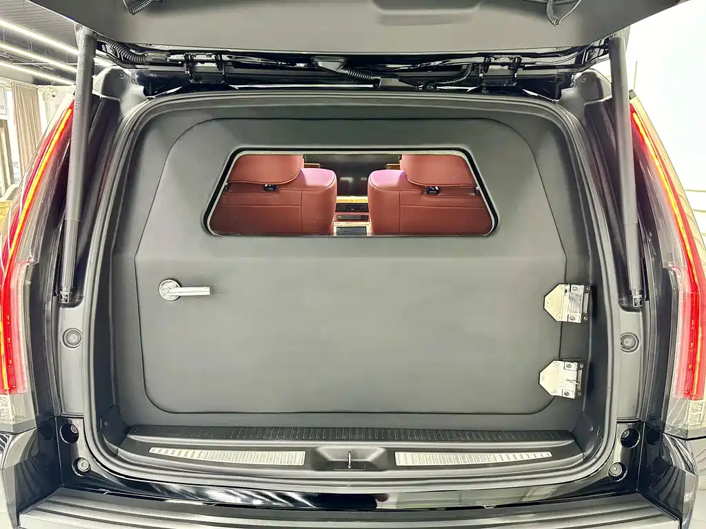 Cadillac Escalade ESV Platinum 2017 6.2L
