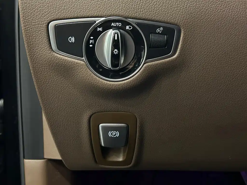 Mercedes-Benz E-Class 2019 E 260 L