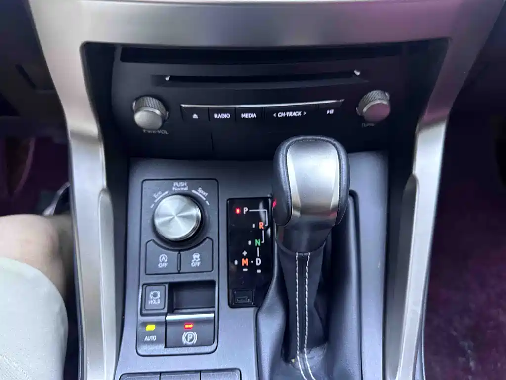 Lexus NX 2020 200 AWD F Sport