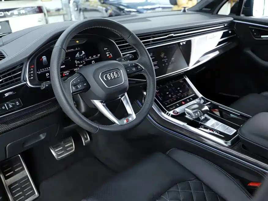 Audi SQ7 2024 4.0 TFSI Dark Knight Edition