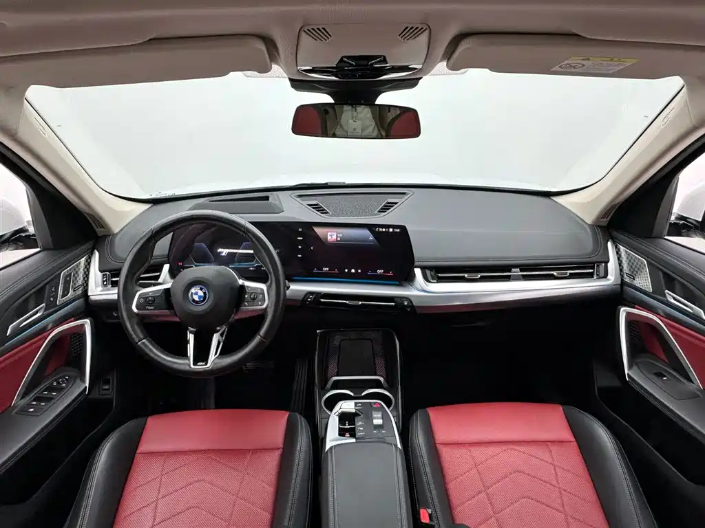BMW iX1 2023 xDrive30L M Sport Package