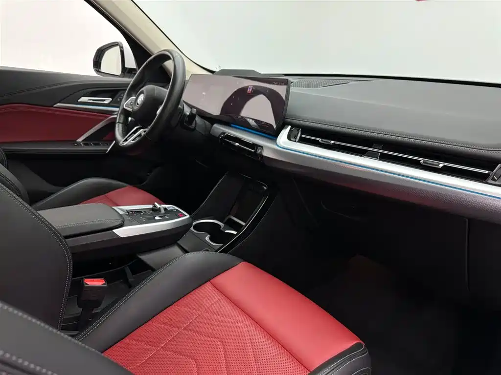 BMW iX1 2023 xDrive30L M Sport Package