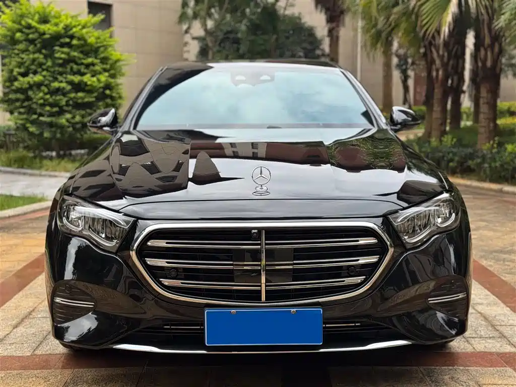 Mercedes-Benz E-Class 2025 E 300 L Fashion Edition