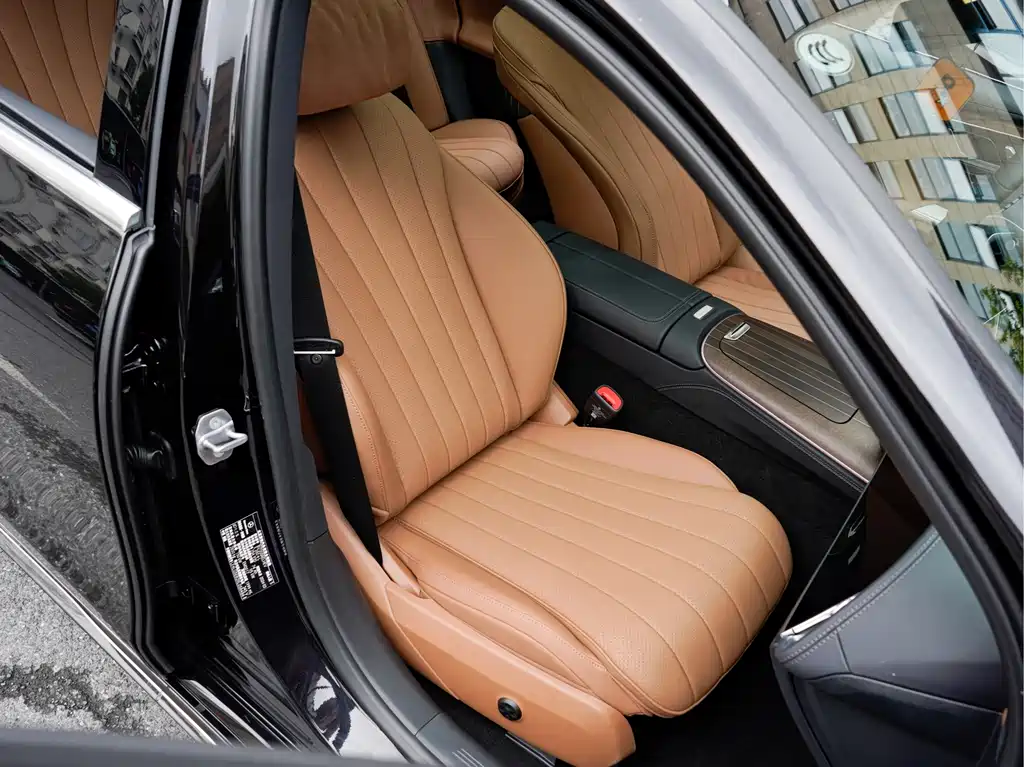 Mercedes-Benz E 350 e L Plug-in Hybrid Sedan