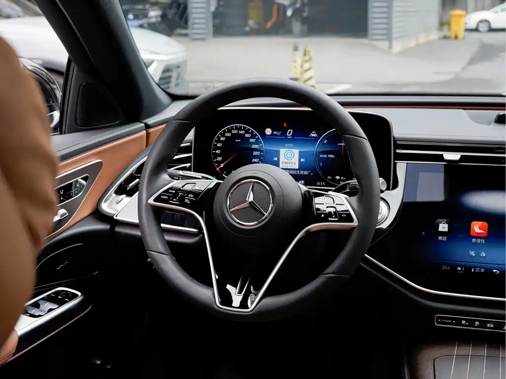 Mercedes-Benz E 350 e L Plug-in Hybrid Sedan