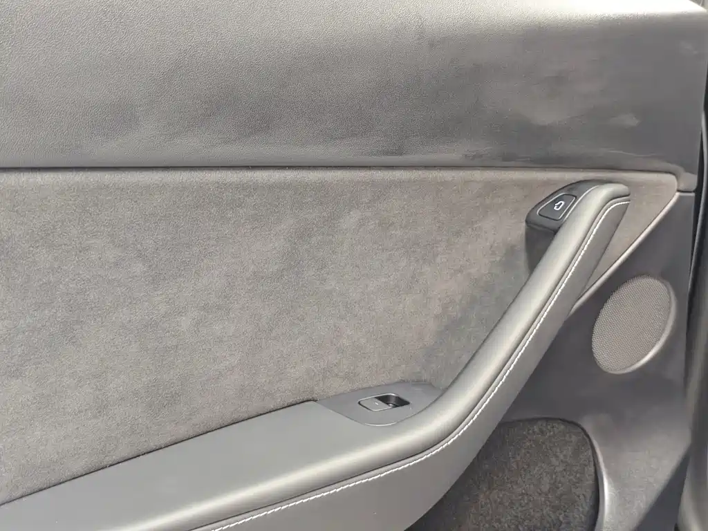 Model Y 2022 Rear-Wheel Drive Edition