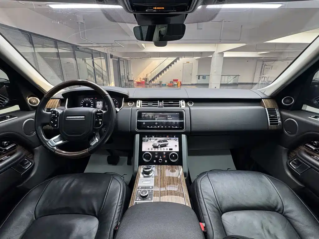 Range Rover 2018 3.0 SC V6 Vogue Heritage Edition