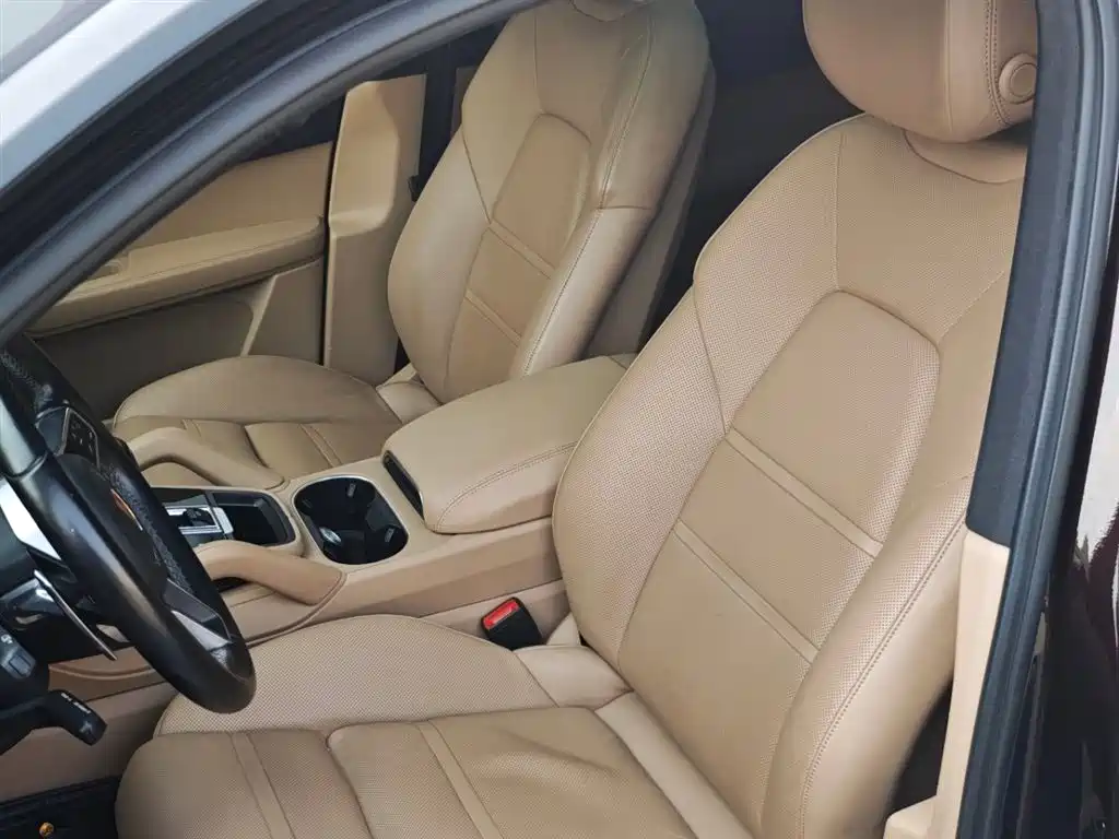 Porsche Cayenne 2018 3.0T