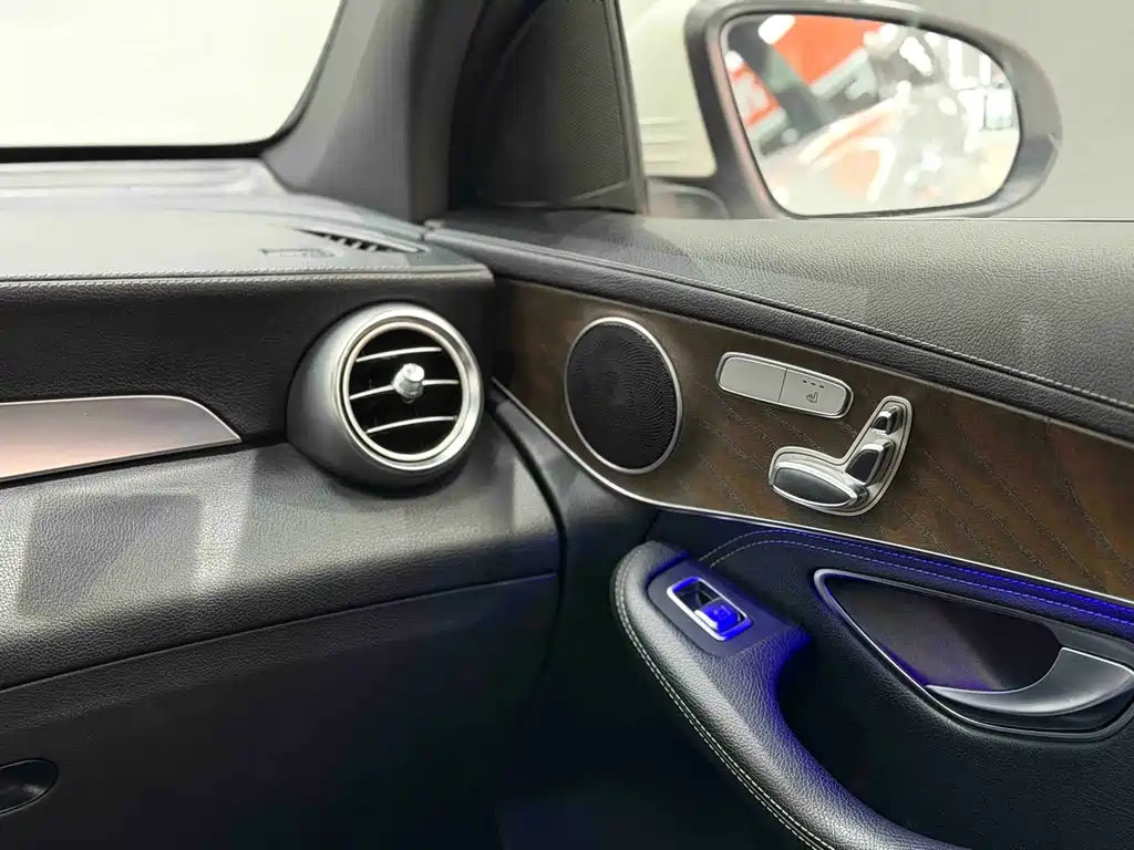 Mercedes-Benz GLC 300 L 4MATIC