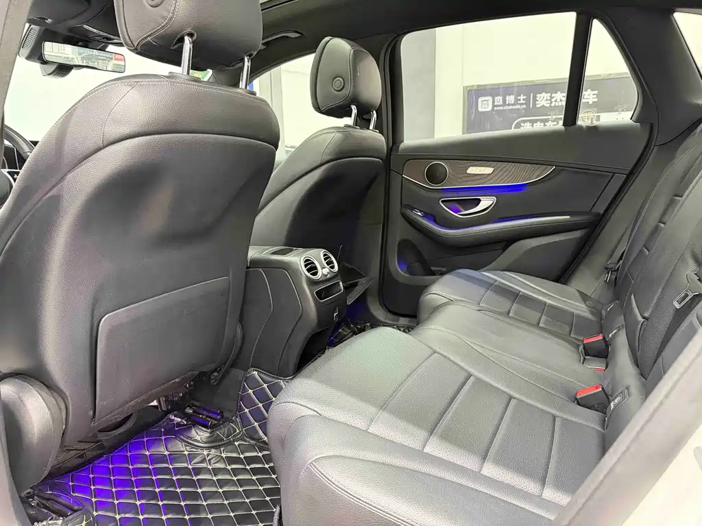 Mercedes-Benz GLC 300 L 4MATIC