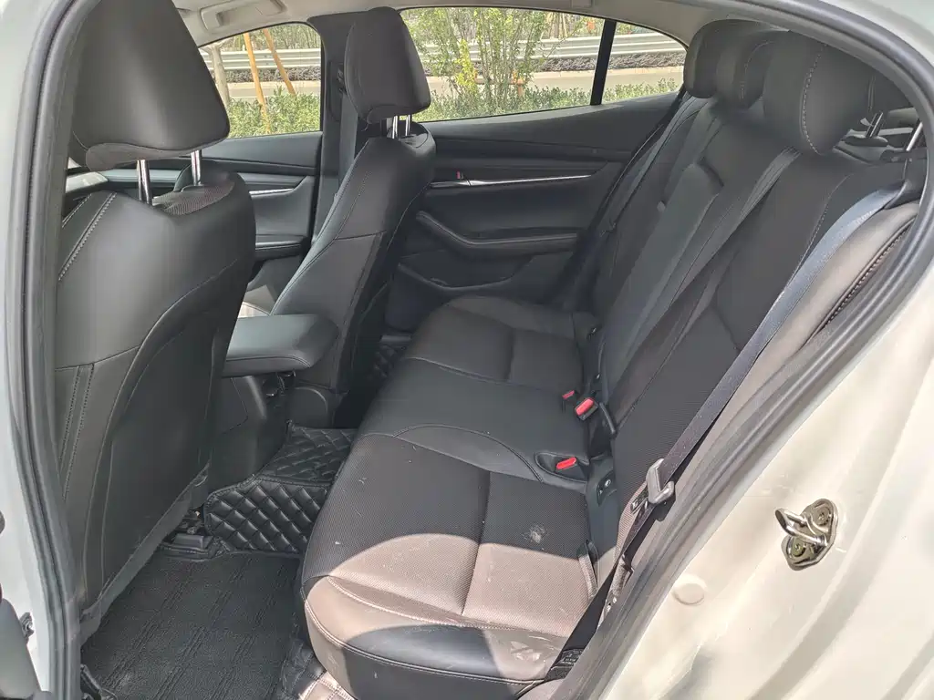 Mazda 3 Axela 2023 2.0L Automatic Zhi Zhen Edition